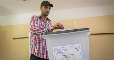 بدء اغلاق لجان الانتخابات وفرز الاصوات
