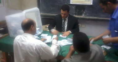 بدء الفرز بمدرسة بحر البقر بالشرقية