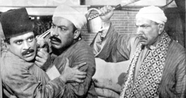 عطر الأحباب .. الفتوة.. تحفة سينمائية بديعة كأنها تتحدث عن حالنا اليوم..زكى رستم يلقن كل فنانى مصر درساً ثميناً فى فن التمثيل