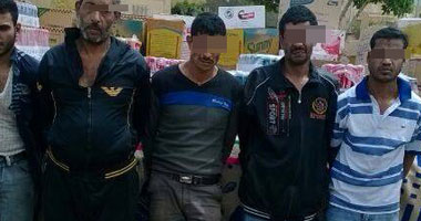 القبض على تشكيل عصابى استولى على سلع غذائية بـ100 ألف جنيه بالعاشر
