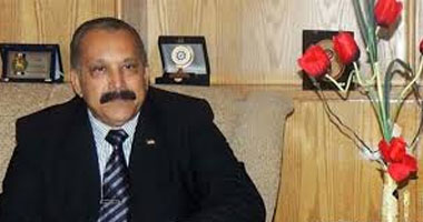 رئيس هيئة موانئ البحر الأحمر يبحث الإيرادات خلال العام المالى الماضى 