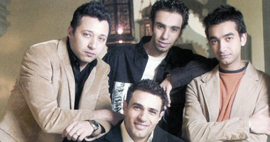 "واما" يجتمع فى دار أشرف عبد الباقى