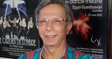 تكريم المخرج أحمد زكى بالمهرجان الدولى للرقص الحديث