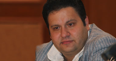 إدوارد يقدم برنامجا فنيا جديدا على "راديو النيل" الأسبوع المقبل