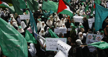 الإفراج عن 26 امرأة اعتقلن خلال قيامهن بالتظاهر فى المنامة 