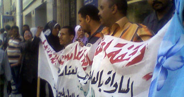 تظاهر ممرضات شبين الكوم أمام "الصحة"