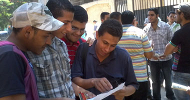 اليوم السابع" يقدم أقوى المراجعات النهائية لطلاب الثانوية العامة فى مادة الأحياء.. أهم الأسئلة وإجاباتها النموذجية مع خلال نخبة من أفضل أساتذة المواد.. وشرح وافٍ لأهم أجزاء المقرر الدراسى