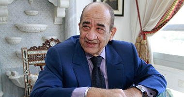          "د.على السمان" ضيف "دنيا الثقافة"