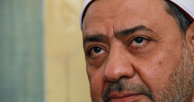شيخ الأزهر يطالب بالتوحد لمواجهة الاعتداءات الإسرائيلية