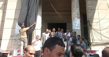 المحامون يتقدمون بطلب سحب الثقة من مجلس "خليفة"