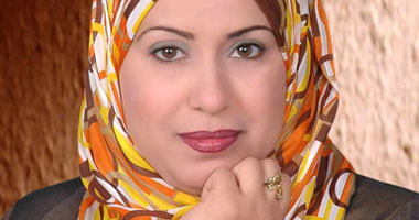 بكاء الأطفال ينتهى بمشاركة الوالدين له فى يومه الدراسى الأول