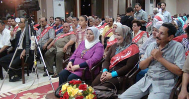 بالصور.. تكريم 73 معلما ومعلمة بإدارة الفيوم التعليمية