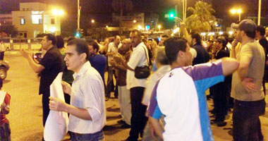 وقفة احتجاجية لصحفيى الدستور اعتراضاً على المصادرة