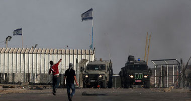 اصابة 6 فلسطينيين بالرصاص الحى فى مواجهات على مدخل مخيم الجلزون