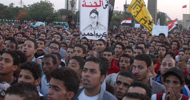 مسيرات من "التحرير" تجوب شوارع وسط البلد للمطالبة بإعدام مبارك