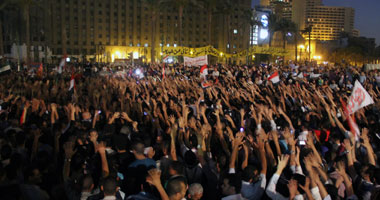 "نوبيون" يحتفلون بانتصارات أكتوبر فى ميدان التحرير 