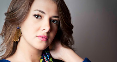 دويتو دنيا سمير غانم مع هنيدى فى "عندما تغنى الدراما"