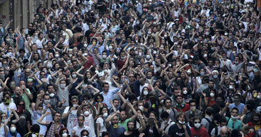 المتظاهرون يواصلون احتجاجاتهم لليوم الثالث فى تركيا