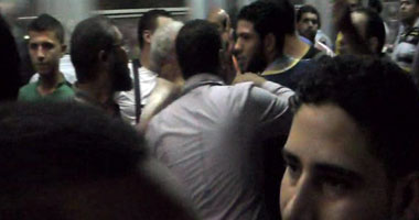اشتباكات بالأيدى بين "تمرد" و"تجرد" داخل مترو السادات