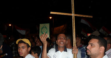 بالصور.. الآلاف بمسيرات بالسويس تطالب برحيل مرسى