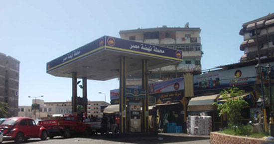 ازمة الوقود تعود مجددا والمحطات ترفع شعار لايوجد بنزين