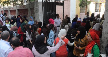 طلاب الثانوية العامة بالفيوم يخشون من سؤال الأدب والنحو