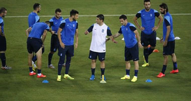 اليونان تتحدى الفيفا وترفض إعادة بطولة الكأس