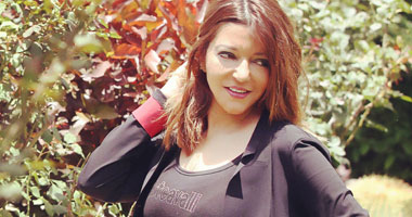 بالصور.. سميرة سعيد: المرأة المصرية مبهرة.. وأهدى "مازال"  للمغاربة