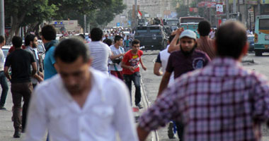 مجهولون يعتدون على مسيرة جبهة ثوار بالزجاجات الفارغة والحجارة 