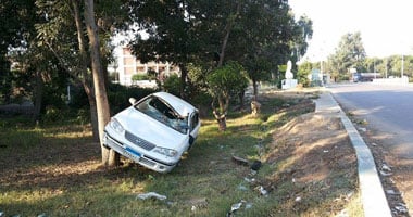 إصابة ضابط شرطة فى انقلاب سيارة بالمنيا