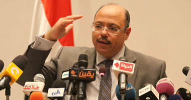 وزير المالية يغادر القاهرة متجهاً إلى نيويورك