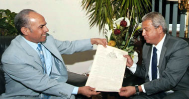 رئيس مؤسسة الأهرام يستقبل وزير الشباب والرياضة