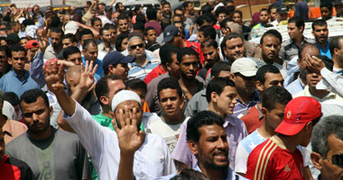 كر وفر بين متظاهرى الإخوان وقوات الأمن بالفيوم