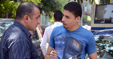 تحطيم أتوبيس سياحى ينقل لجنة الأزهر