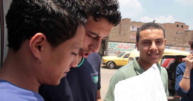 توأم بالبحيرة يحصلان على نفس المجموع والترتيب بالثانوية العامة