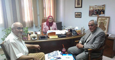جامعة القاهرة تكرم خبير المخطوطات نصر الله الطرازى بشهر يونيو الجارى
