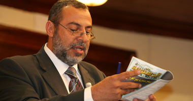 راضى: خطاب مرسى ركز على الطبقات الفقيرة التى تجاهلها الرؤساء السابقون 