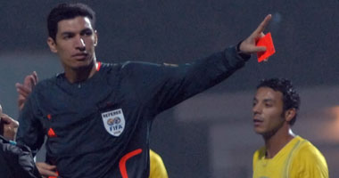 جهاد جريشة المرشح لجائزة الأفضل فى أفريقيا يدير قمة الأهلى والإسماعيلى
