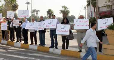 10 قرارات للرئيس مبارك فى معركة 2011