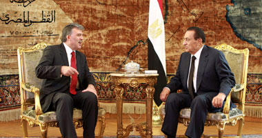 مبارك وجول يبحثان عملية السلام فى الشرق الأوسط 