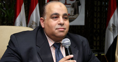 "رَحِيـلُ الأَسْئِلَـة" قصيدة للشاعر عمرو جُمعة