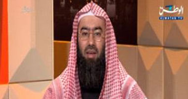 إيقاف الداعية الكويتى "نبيل العوضى" عن العمل لانتقاده النظام السورى