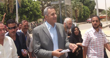 خطة عاجلة لحل مشاكل الصرف الصحى بالسويس
