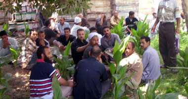 عمال "سيراميك فينوس" يحررون محضراً ضد مديرهم