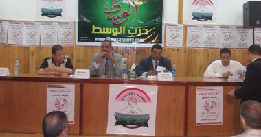أبو العلا ماضى: المجلس العسكرى قدم الكثير من أجل الثورة 