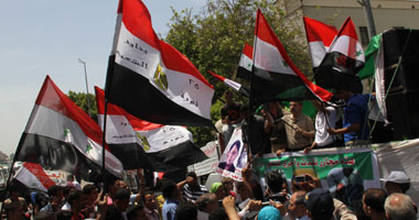 حركة شبابية مصرية تدعو لجمع التبرعات لدعم المقاومة ضد "الأسد "