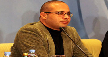 "تحالف شباب الثورة" يطالب بالإفراج عن "أحمد ماهر"