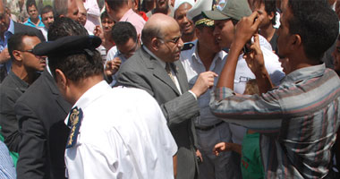 محافظ القاهرة يتفقد ميدان التحرير بعد فض الاعتصام 