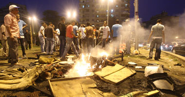 حريق محدود بأحد لافتات "التحرير" بسبب ماس كهربى