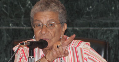 أمينة شفيق: المفاوضة الجماعية مع الحكومة هى الحل بشأن قانون الصحافة الموحد